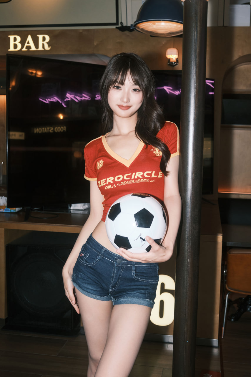 今日足球明星赛事动态追踪推荐